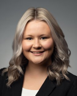 Headshot Image for Emily Gearhart
